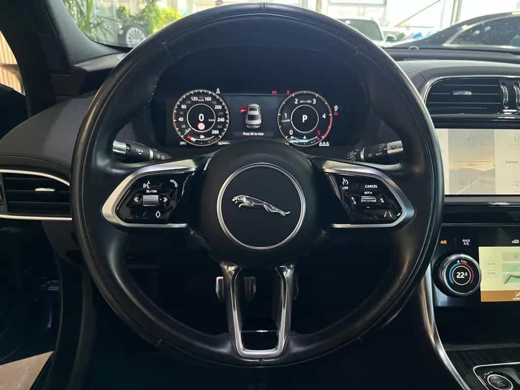 Jaguar XE S Premium*AHK*LED*ACC*Leder*Ambinte* 04/2021-photo-12