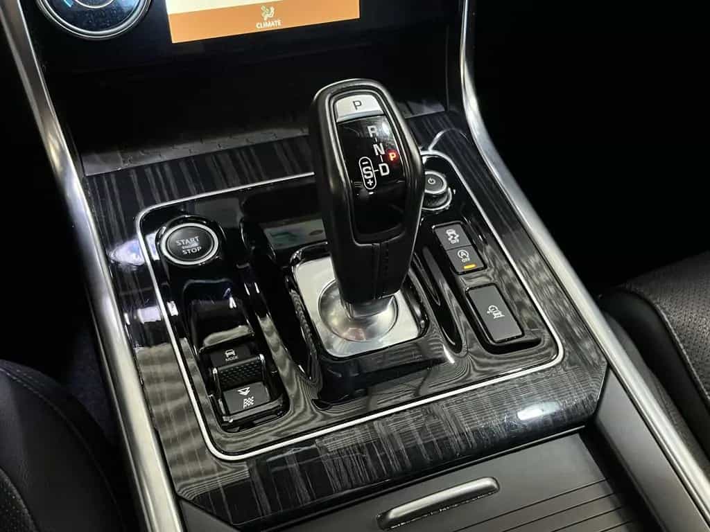 Jaguar XE S Premium*AHK*LED*ACC*Leder*Ambinte* 04/2021-photo-26