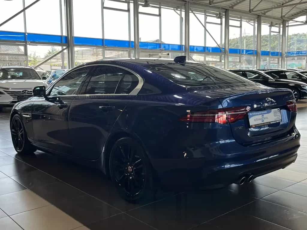 Jaguar XE S Premium*AHK*LED*ACC*Leder*Ambinte* 04/2021-photo-3