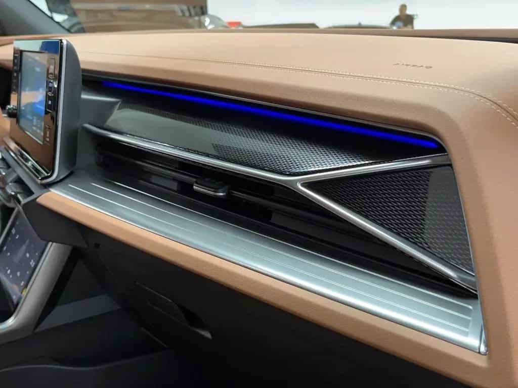 Ssangyong Torres 1.5 T-GDI Aut. FOREST EDITION/CAM/LED/ACC 01/2024-photo-12