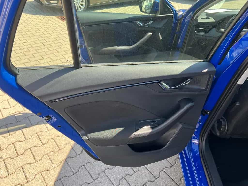 Skoda Scala 1.0 TSI Ambition *LED Kamera DAB Alu NS* 04/2021-photo-10
