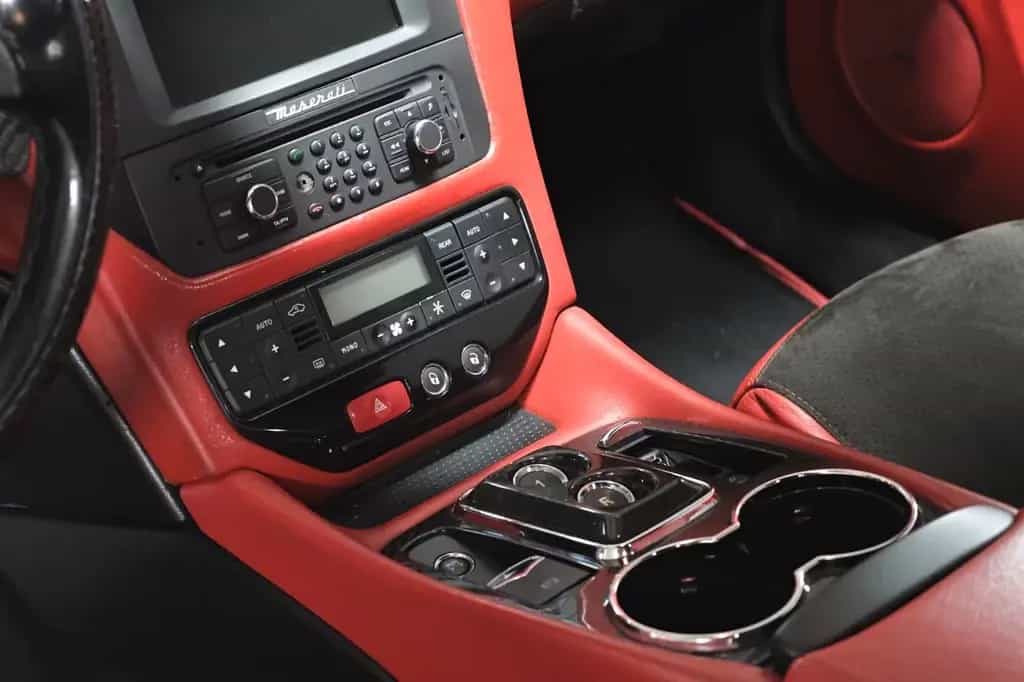 Maserati Granturismo 4.7 V8 S*MC Sport Line*Carbon*BOSE* 07/2011-photo-15