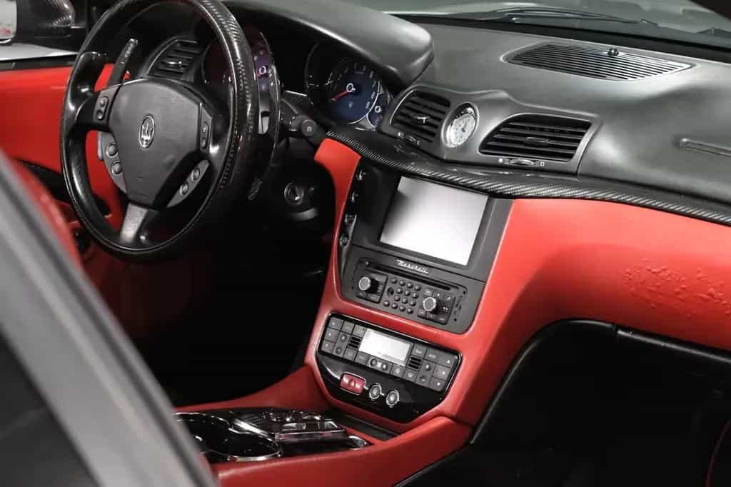 Maserati Granturismo 4.7 V8 S*MC Sport Line*Carbon*BOSE* 07/2011-photo-20