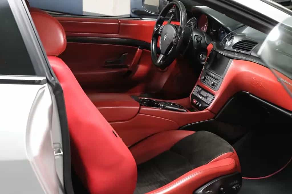 Maserati Granturismo 4.7 V8 S*MC Sport Line*Carbon*BOSE* 07/2011-photo-22