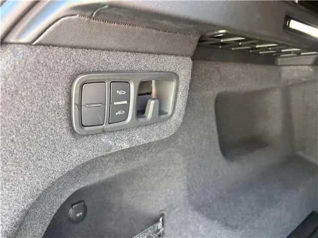 Lamborghini Urus 4.0 V8 4WD White (2019) 06/2019-photo-20