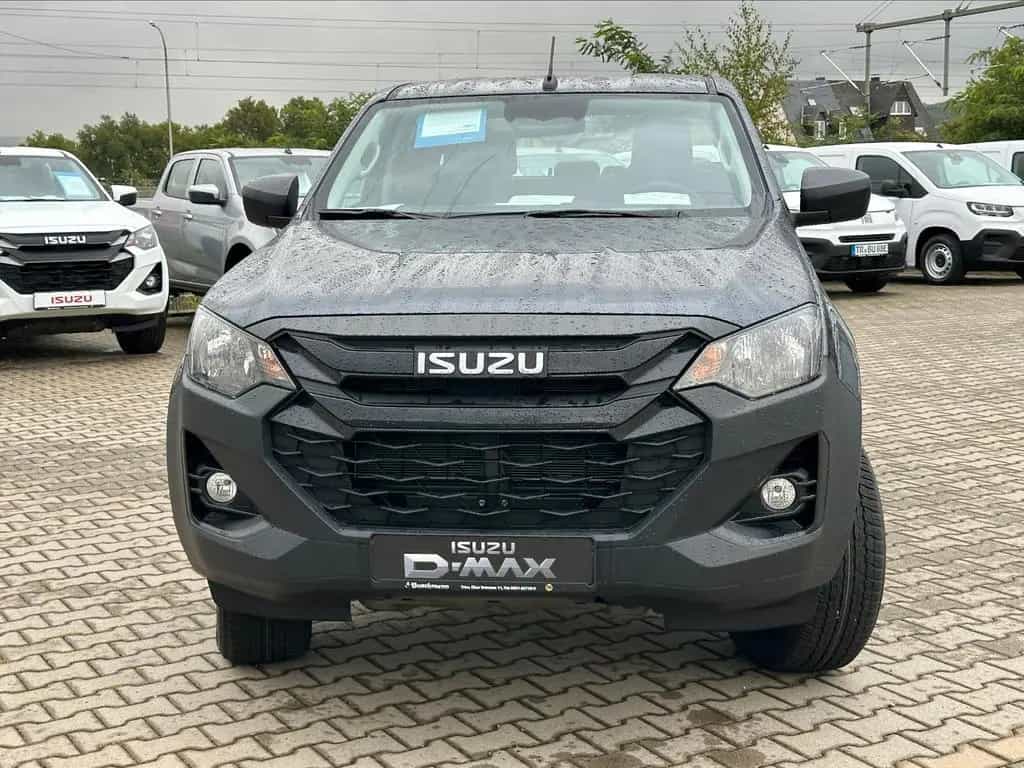 Isuzu D-Max 4x4 L A/T Double Cab null-photo-1