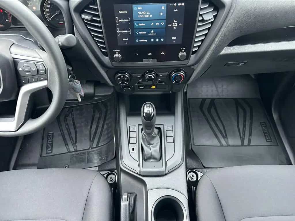 Isuzu D-Max 4x4 L A/T Double Cab null-photo-13