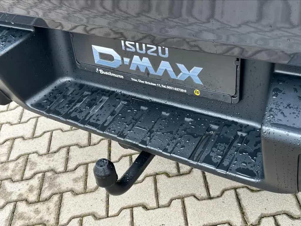 Isuzu D-Max 4x4 L A/T Double Cab null-photo-17