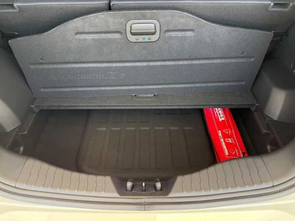 KGM Tivoli Nomad A/T 2WD 1.5 Turbo 163 PS Navi Apple 09/2025-photo-4