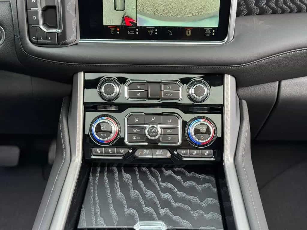 GMC Yukon Denali 6.2l V8 + 3 Jahre Garantie null-photo-34