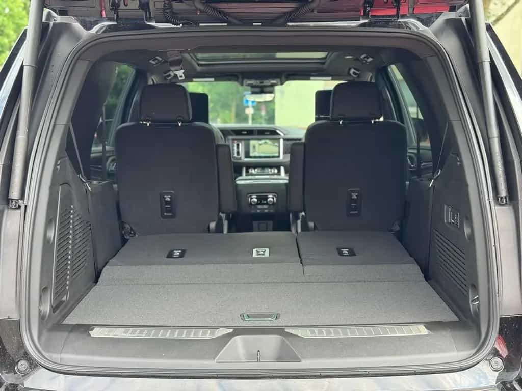GMC Yukon Denali 6.2l V8 + 3 Jahre Garantie null-photo-39