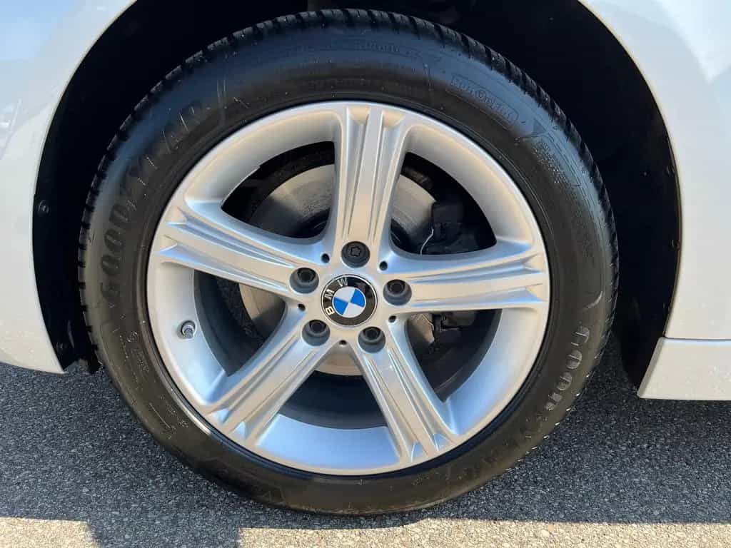 BMW 320 d xDrive Luxury Line Leder AHK LED P.-Dach 02/2019-photo-18