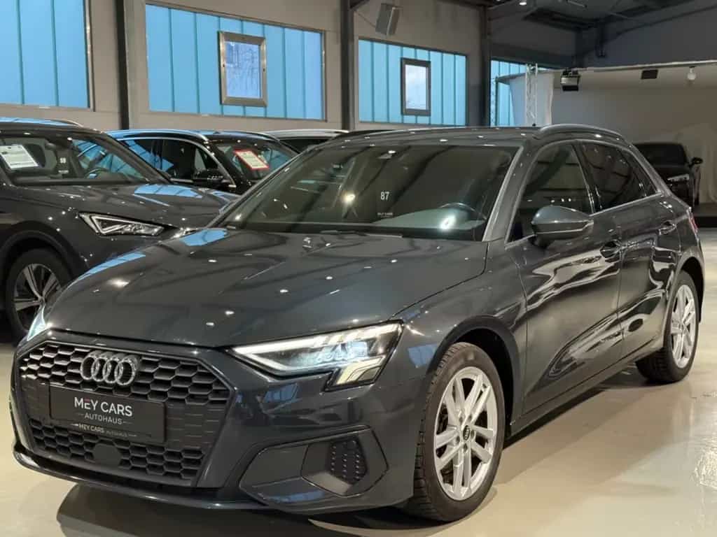 Audi A3 Sportback 35 TDI*Automatik*LED Scheinwerfer* 10/2021-photo-2