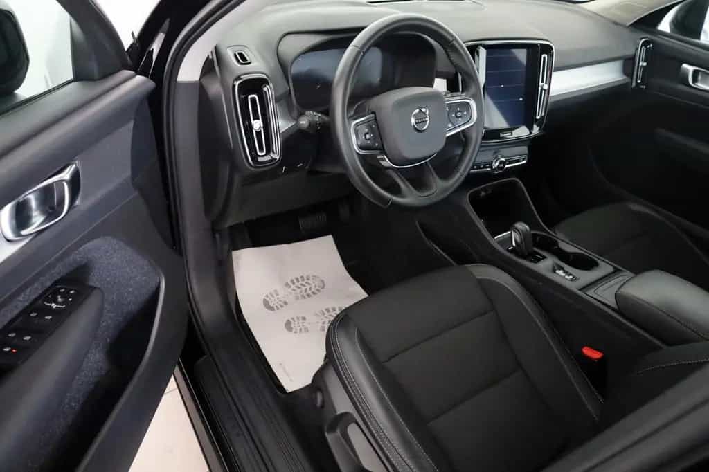 Volvo XC40 D3 Momentum Pro,T.Leder,Navi,LED,Kamera, 07/2020-photo-8