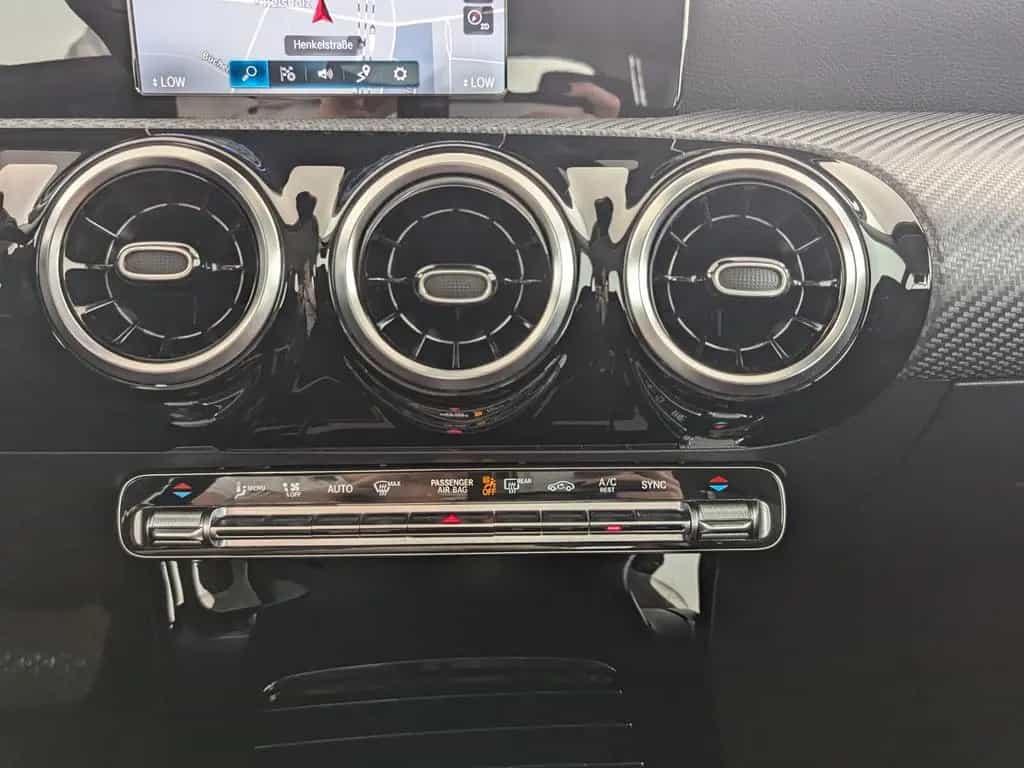 Mercedes-Benz CLA 220 Shooting Brake CLA 220 d SB (EURO 6d) NAVI+SHZ+ACC+RFK+ 07/2021-photo-20