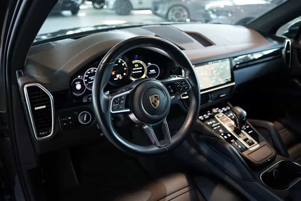 Porsche Cayenne 2.Hand *LUFT *H-UP *Memory *AHK *PDLS 03/2019-photo-17