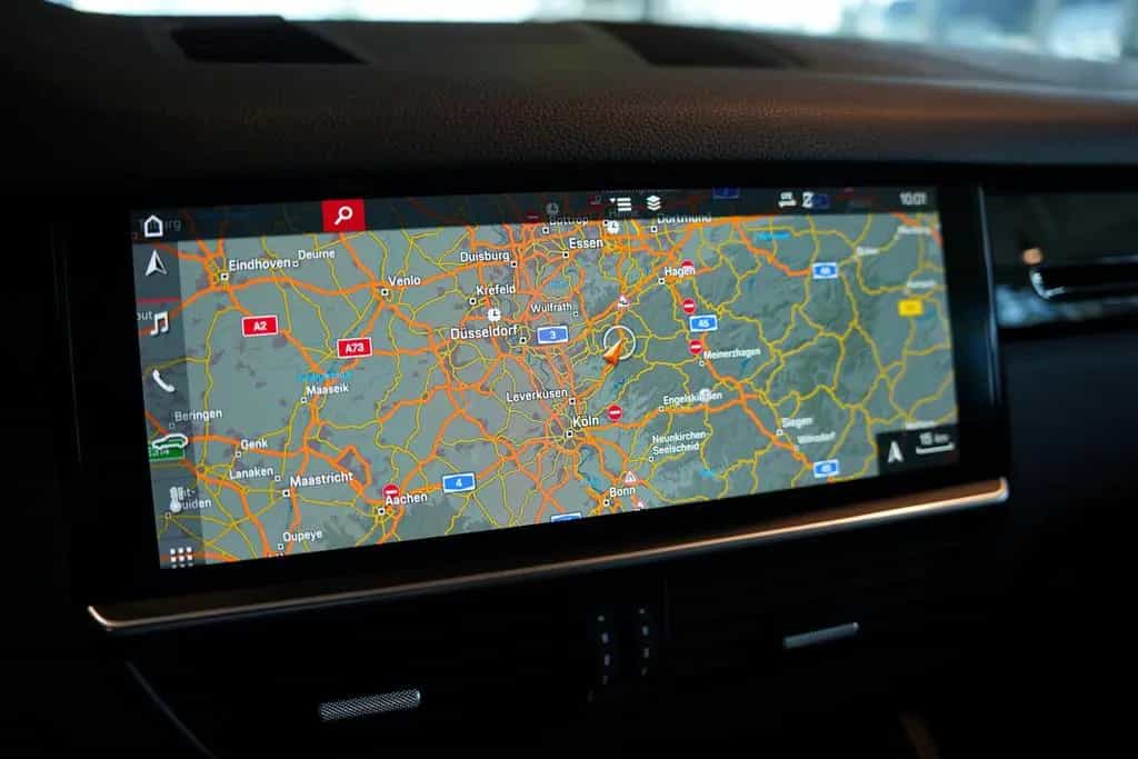 Porsche Cayenne 2.Hand *LUFT *H-UP *Memory *AHK *PDLS 03/2019-photo-26