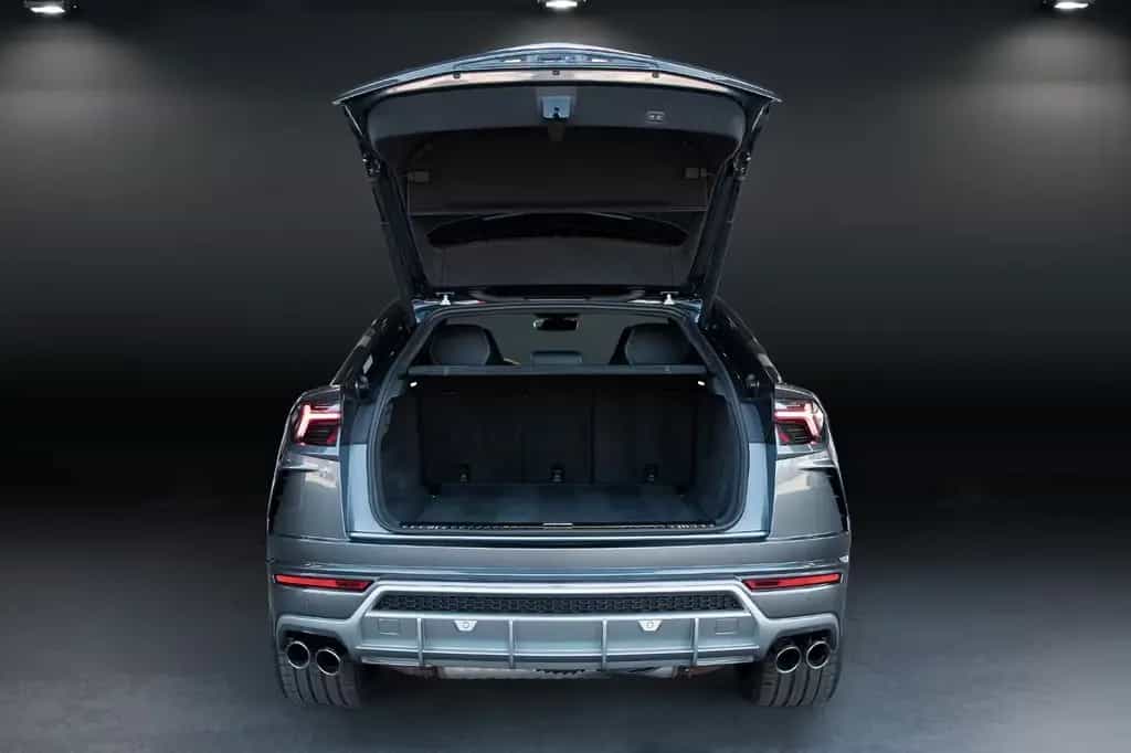 Lamborghini Urus - Grigio Lynx - B&O - 1.Hand - Unfallfrei 12/2018-photo-13