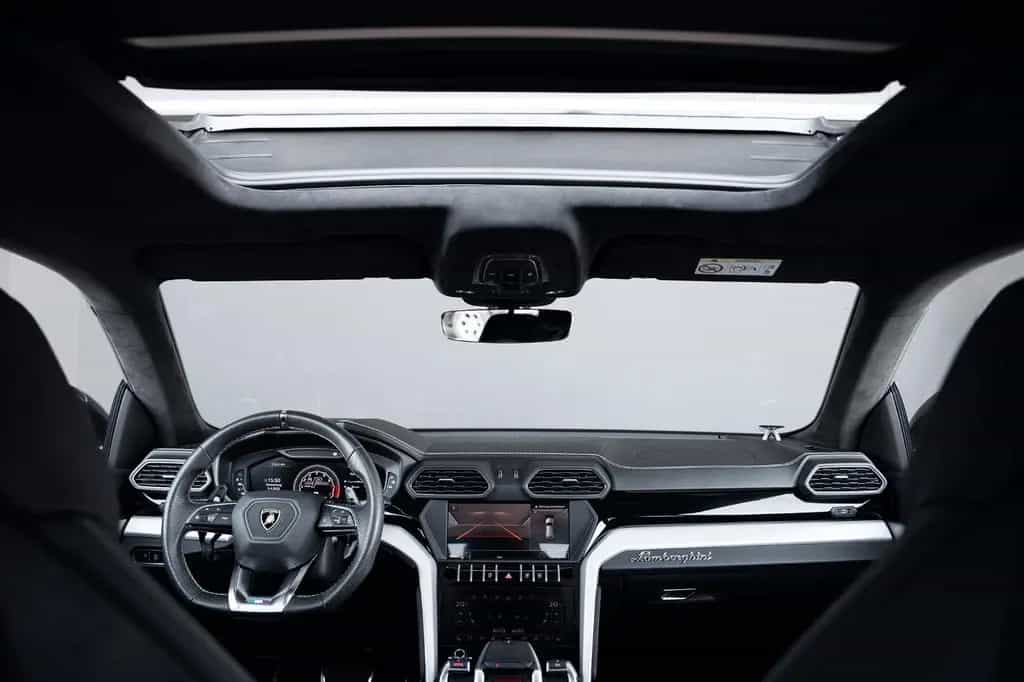 Lamborghini Urus - Grigio Lynx - B&O - 1.Hand - Unfallfrei 12/2018-photo-27