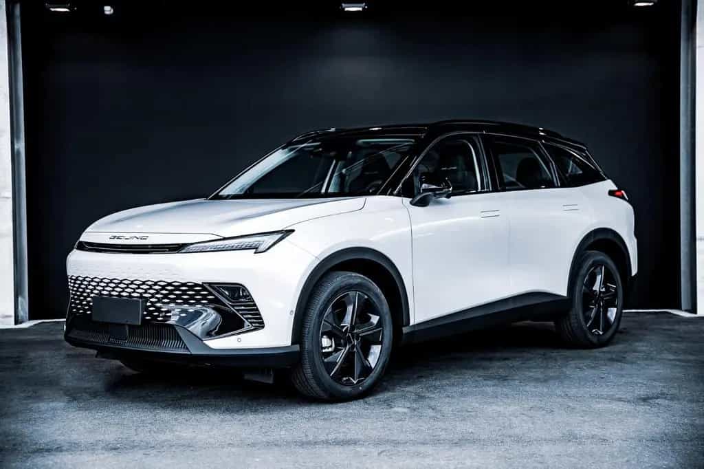 BAIC Beijing X55 X55 - VOLLAUSSTATTUNG - 1.Hand - SERVICE NEU 10/2023-photo-28