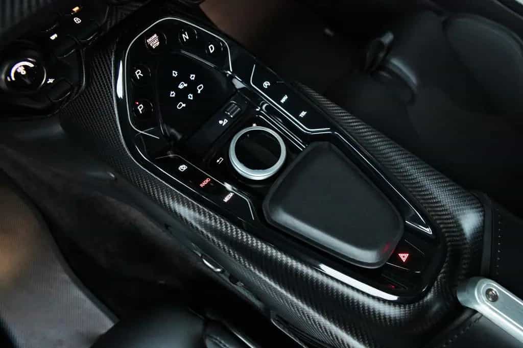 Aston Martin V12 Speedster - Top Gun Maverick - 1 von 88 08/2025-photo-21