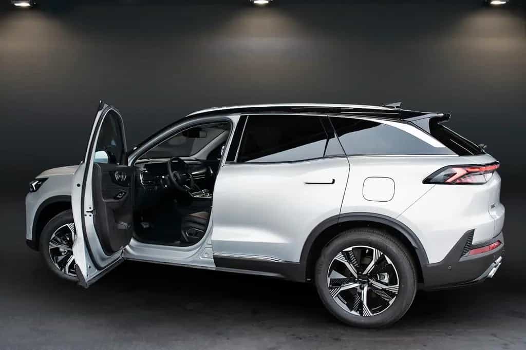 BAIC X75 NEUES MODELL - JETZT PROBEFAHREN! null-photo-9