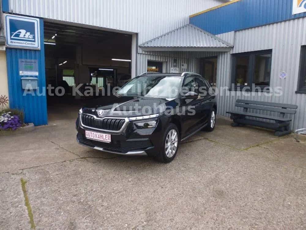 Skoda Kamiq Style DSG AHK LED 02/2021-photo-1