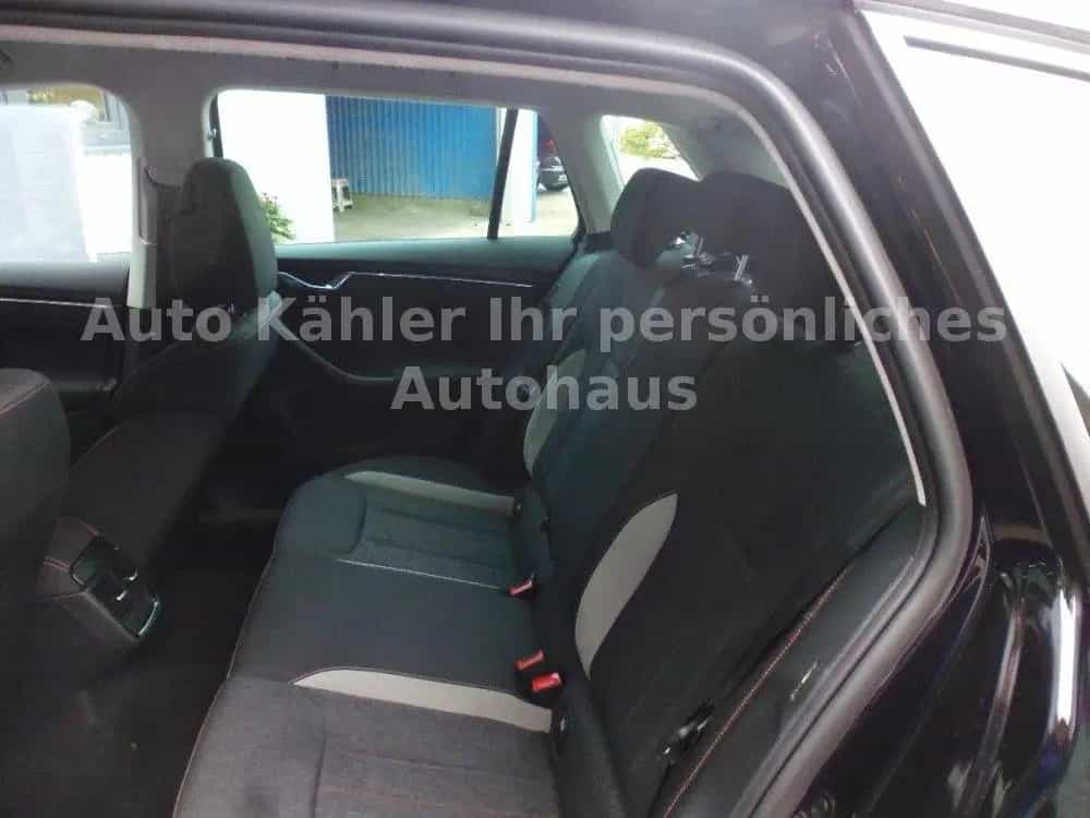Skoda Kamiq Style DSG AHK LED 02/2021-photo-13