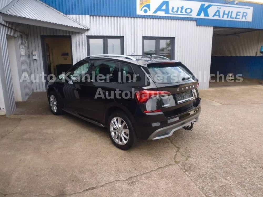 Skoda Kamiq Style DSG AHK LED 02/2021-photo-3