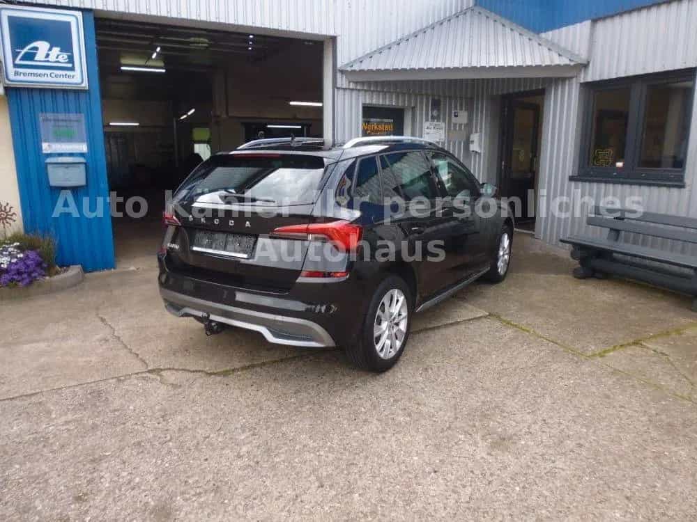 Skoda Kamiq Style DSG AHK LED 02/2021-photo-4