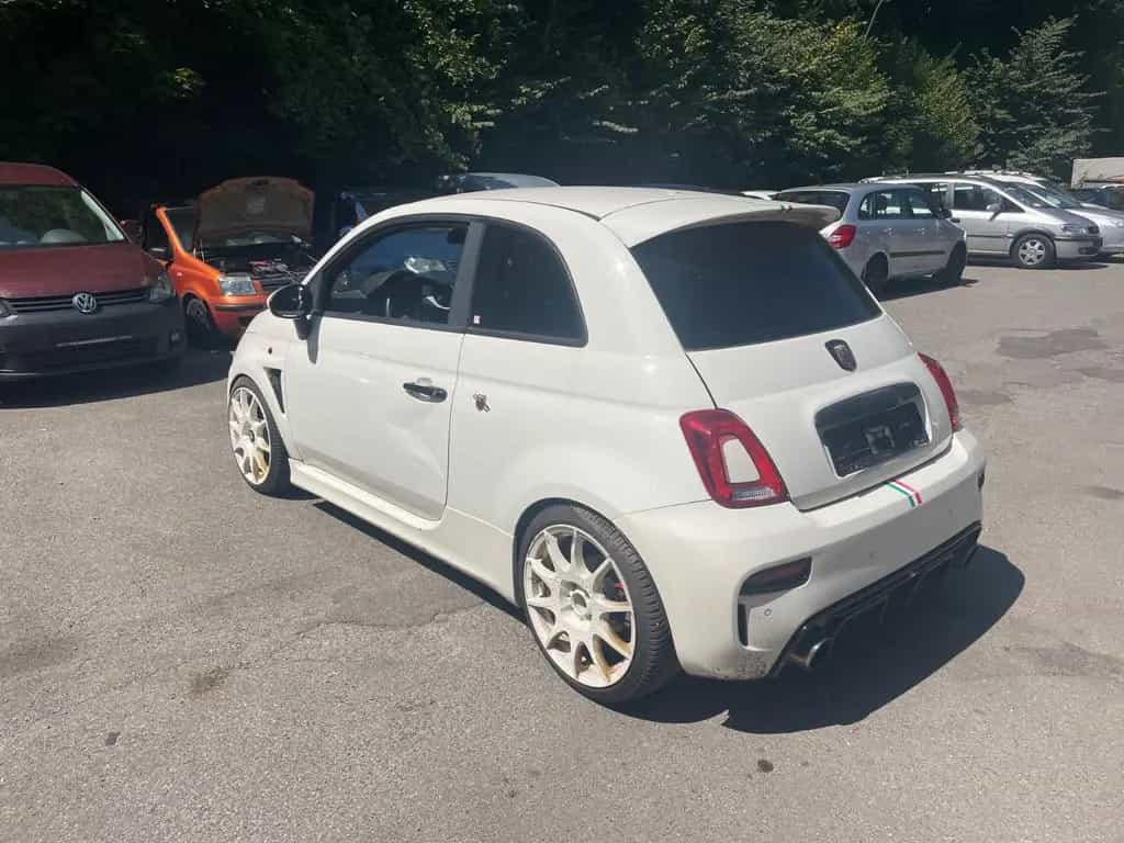 Abarth 500 Abarth Xenon Sportauspuff Klima Alufelgen 03/2013-photo-3