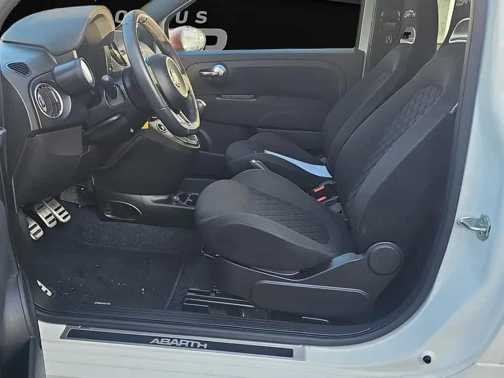 Abarth 500 F595 Pista 1.4 16V Turbo 05/2022-photo-5