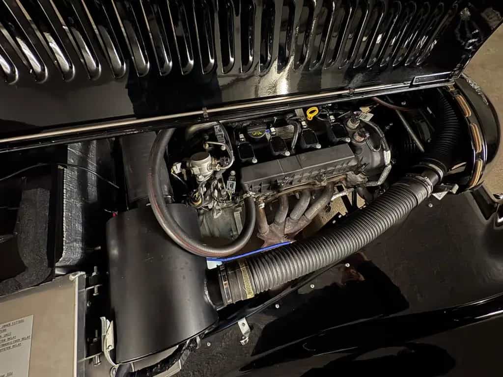 Morgan Plus 4 2.0 GDI 04/2018-photo-14