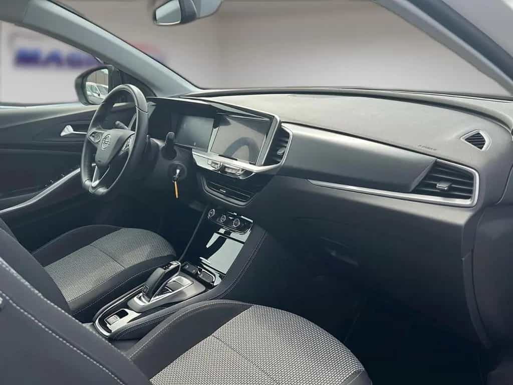 Opel Grandland 1.5 D Automatik Business Edition *LED* 06/2022-photo-9