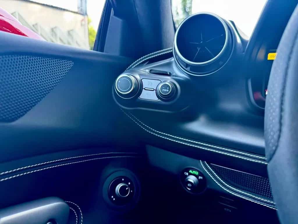 Ferrari F8 TRIBUTO DCT *KERAMIK*LIFT*CARBON*PPF*DISPLAY* 05/2021-photo-22