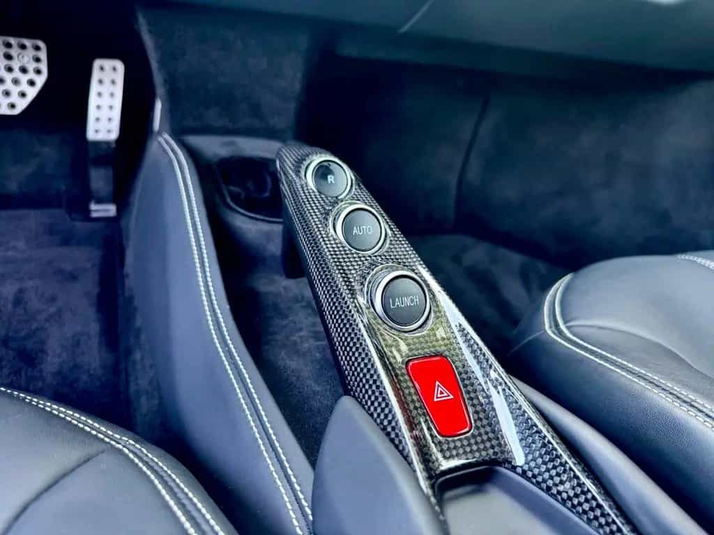 Ferrari F8 TRIBUTO DCT *KERAMIK*LIFT*CARBON*PPF*DISPLAY* 05/2021-photo-25
