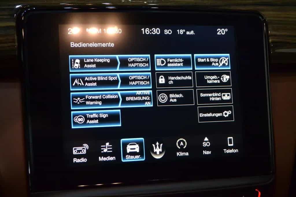 Maserati Quattroporte Gran Lusso SQ4*2Hand*Matrix*360°Kam 11/2017-photo-24