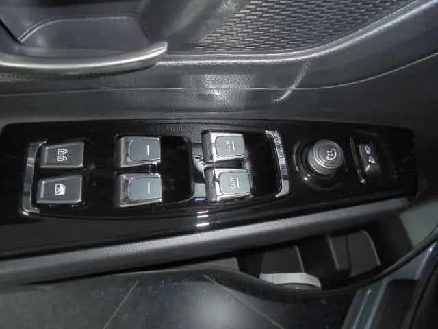 Ssangyong Korando 1.5 T-GDi 2WD Quartz 01/2025-photo-5