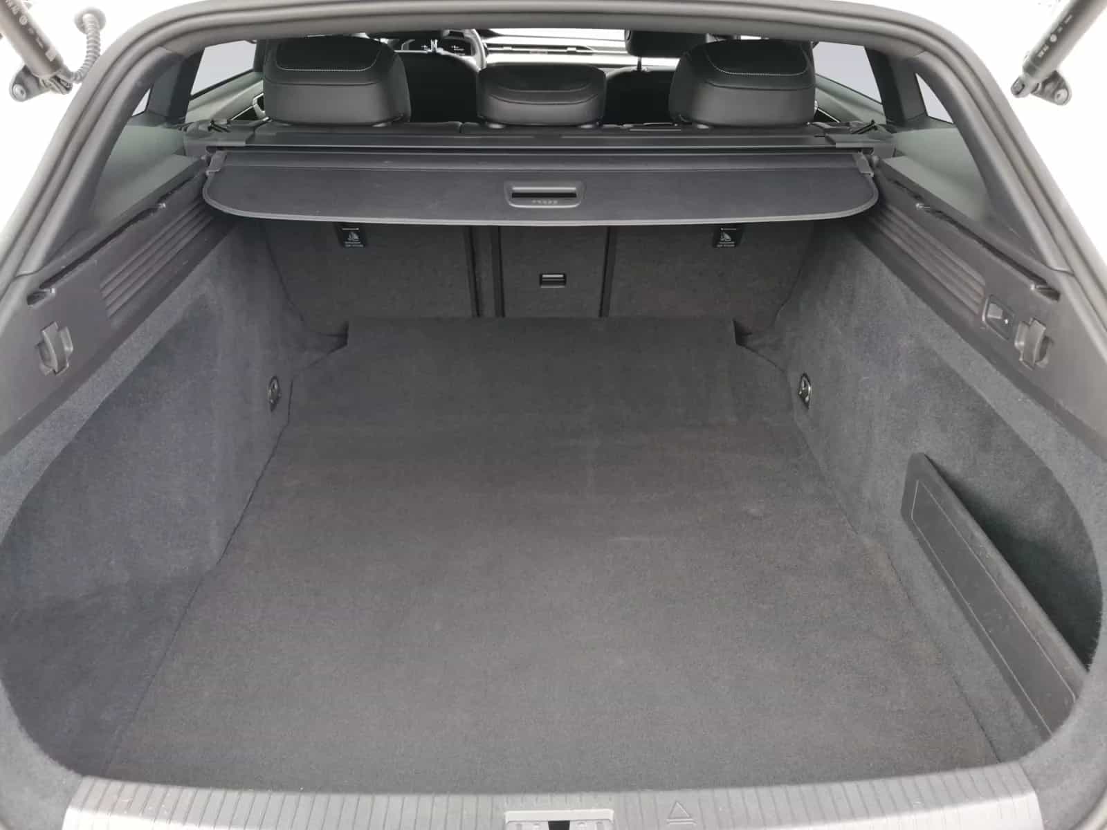 Volkswagen Arteon 02/2022-photo-18