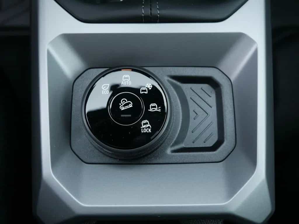 Dacia Duster Journey TCe 130 4x4 01/2025-photo-14