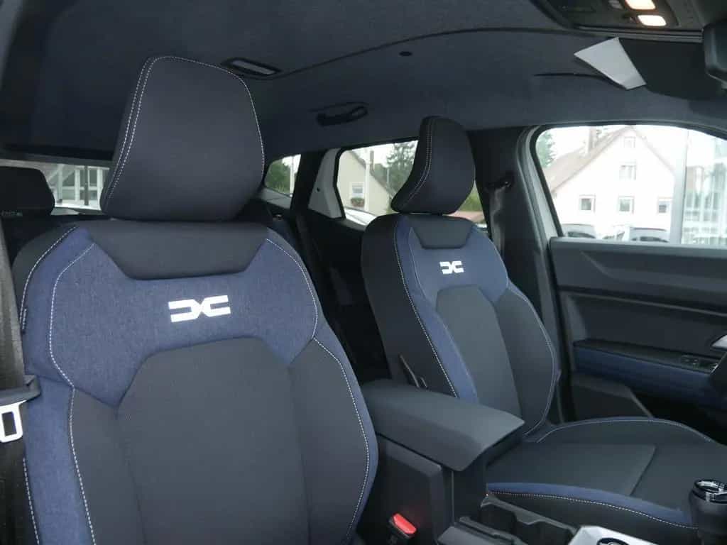 Dacia Duster Journey TCe 130 4x4 01/2025-photo-19