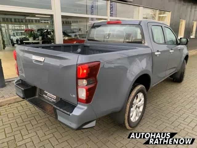 Isuzu D-Max Double Cab 4WD LS SHZ Totwinkelassistent S 12/2024-photo-3