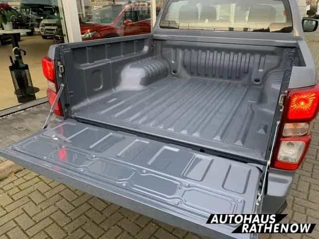 Isuzu D-Max Double Cab 4WD LS SHZ Totwinkelassistent S 12/2024-photo-5