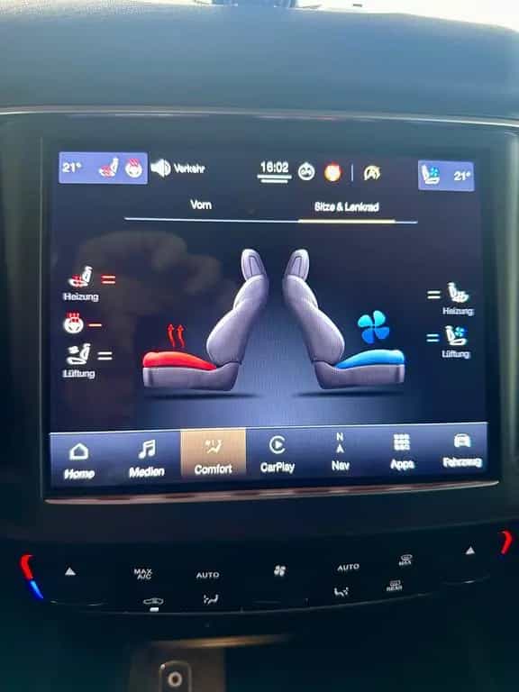 Maserati Levante Modena S  Carbon NP:155.820,-Euro voll 08/2022-photo-12