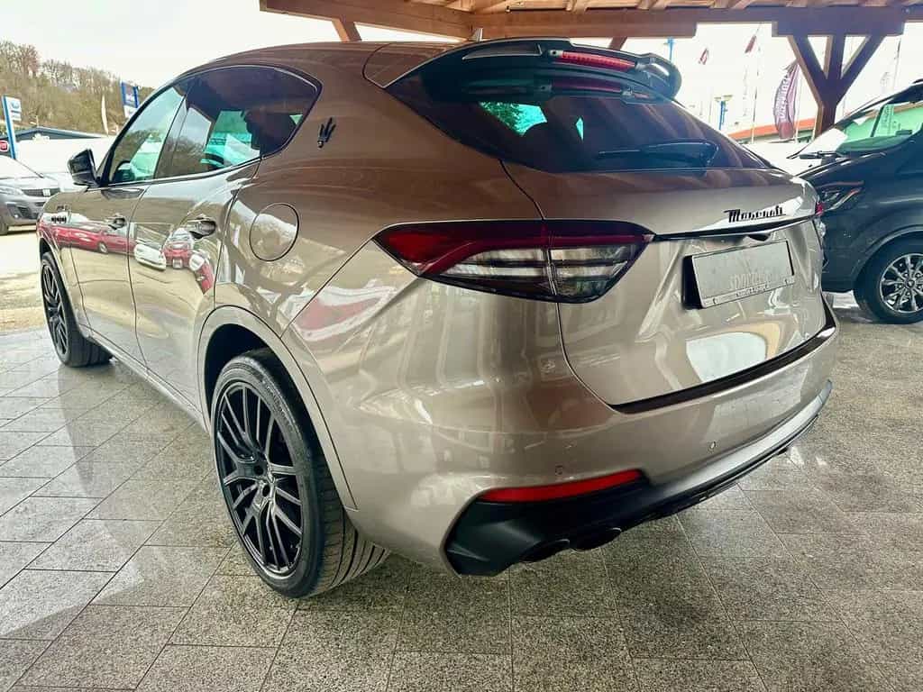 Maserati Levante Modena S  Carbon NP:155.820,-Euro voll 08/2022-photo-3