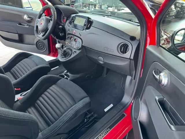 Abarth 695C KLIMA NAVI ALU AHK für Fahrräder 02/2024-photo-18