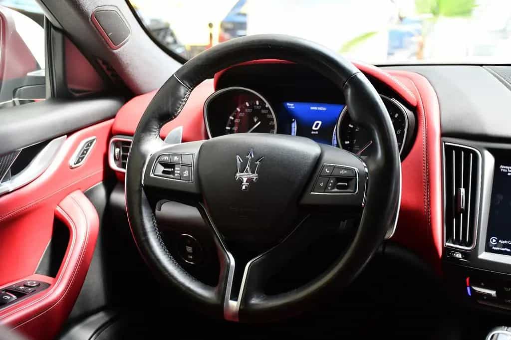 Maserati Levante 3.0 V6 Q4 Carbon Alcantara 360° ACC 04/2018-photo-13