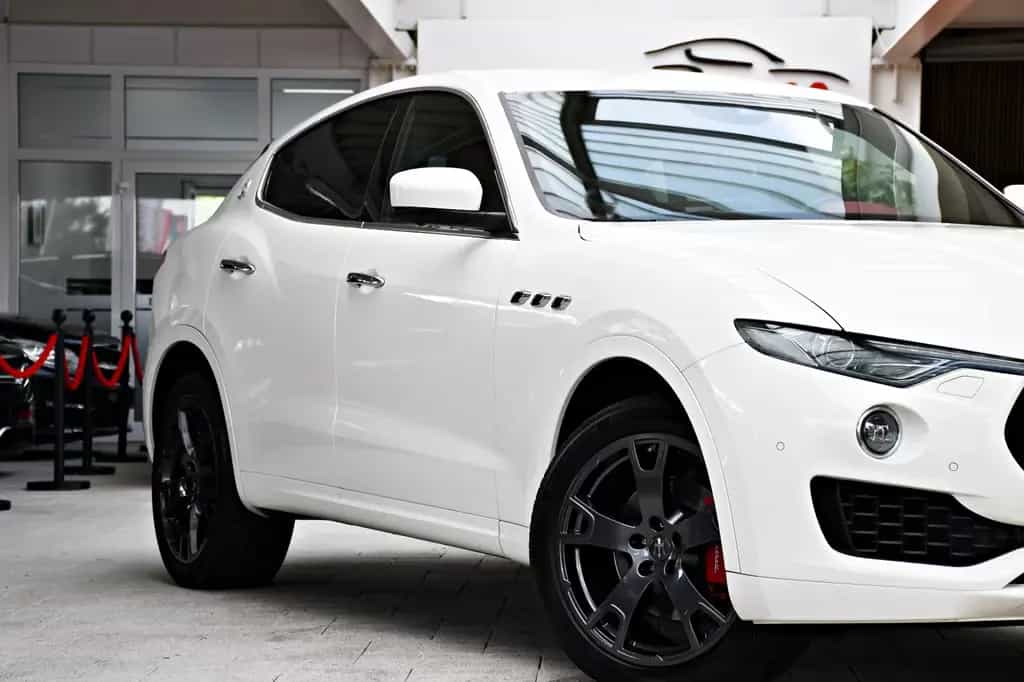 Maserati Levante 3.0 V6 Q4 Carbon Alcantara 360° ACC 04/2018-photo-19