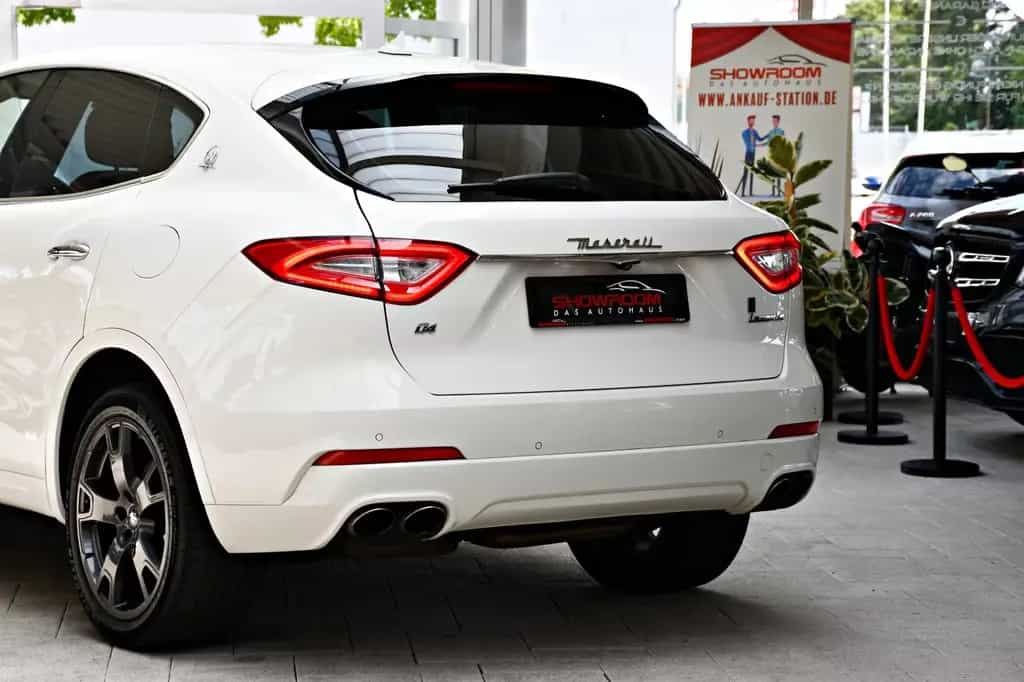 Maserati Levante 3.0 V6 Q4 Carbon Alcantara 360° ACC 04/2018-photo-22