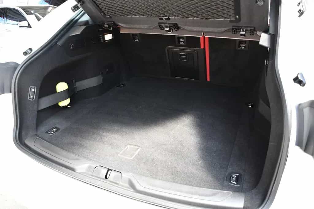 Maserati Levante 3.0 V6 Q4 Carbon Alcantara 360° ACC 04/2018-photo-26
